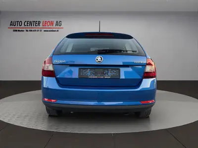 Skoda Rapid Spaceback 1.0 TSI — Monospace économique sans accident, équipé et fiable — tableau de bord