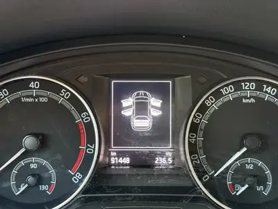 Skoda Rapid Spaceback 1.0 TSI — Monospace économique sans accident, équipé et fiable — Miniature 11