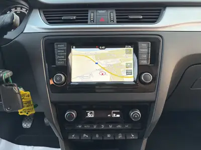 Skoda Rapid Spaceback 1.0 TSI — Monospace économique sans accident, équipé et fiable — Miniature 15