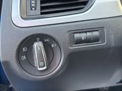 Skoda Rapid Spaceback 1.0 TSI — Monospace économique sans accident, équipé et fiable — Miniature 22