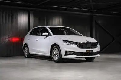Skoda Fabia 1.0 TSI Top Selection DSG — Citadine dynamique, garantie 5 ans, quasi-neuve — tableau de bord
