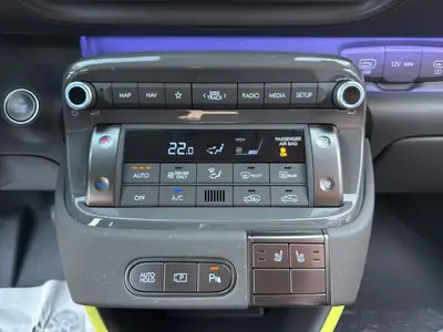 Hyundai Inster 49kWh Vertex Cross — Petit SUV électrique urbain, neuf avec garantie — Miniature 16