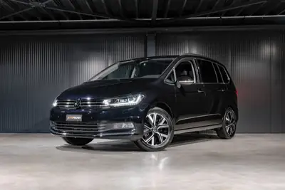 VW Touran 1.5 TSI EVO Highline DSG — Monospace 7 places, moteur turbo performant et faible kilométrage — vue extérieure