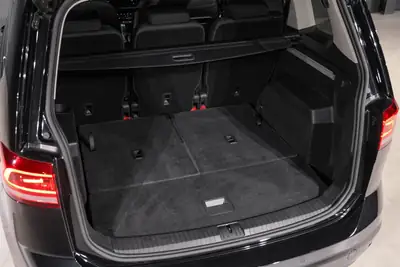 VW Touran 1.5 TSI EVO Highline DSG — Monospace 7 places, moteur turbo performant et faible kilométrage — Miniature 24