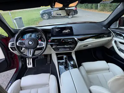 BMW M5 xDrive Drivelogic First Edition — Berline sportive 600 ch, 100'900 km seulement — Thumbnail 7