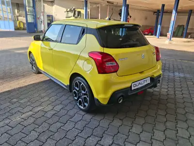 Suzuki Swift Sport 1.4 T — Citadine dynamique, essence turbo, 83 600 km — side view