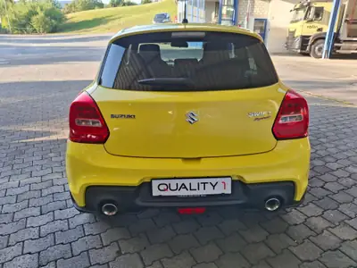 Suzuki Swift Sport 1.4 T — Citadine dynamique, essence turbo, 83 600 km — dashboard