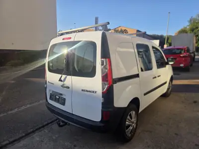 Renault Kangoo Express 2016 — Utilitaire compact fiable, diesel économique — side view