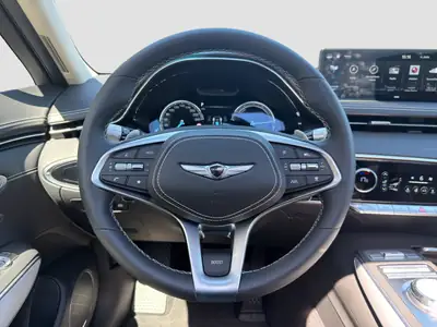 Genesis GV70 Electrified Sport — SUV électrique premium 490 ch, pack options complet — Miniature 13