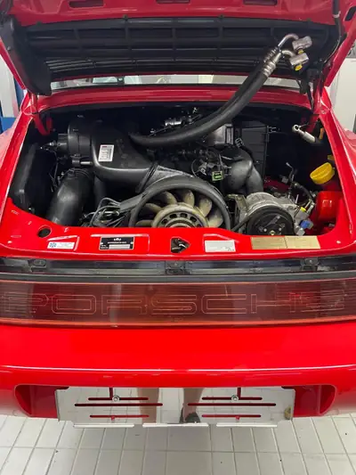 Porsche 911 964 Carrera 2 Coupe — Légende des années 90, 97 500 km seulement — rear view