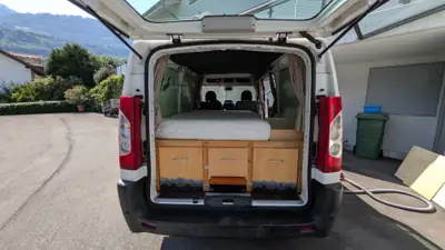 Peugeot Expert 2.0 HDi 130 L2H1 — Utilitaire fiable, sans sinistre, 132'000 km — Thumbnail 11