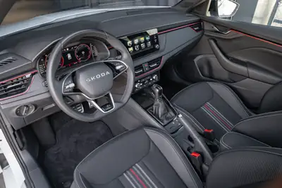 Skoda Kamiq 1.5 TSI Monte Carlo — SUV compact dynamique, quasi neuf avec garantie 5 ans — Miniature 13