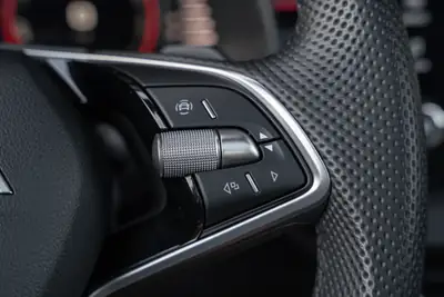 Skoda Kamiq 1.5 TSI Monte Carlo — SUV compact dynamique, quasi neuf avec garantie 5 ans — Miniature 21