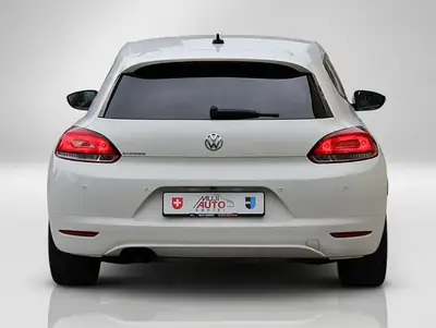 VW Scirocco 1.4 TSI Design — Coupé sportif économe, entretien réduit — intérieur