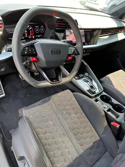 Audi RS3 2.5 TFSI Quattro — Berline sportive 400 ch, faible kilométrage — rear view