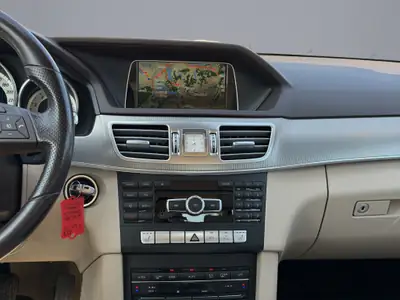 Mercedes-Benz E 400 V6 Avantgarde 4matic — Berline premium allemande, 333 ch, traction intégrale — Miniature 14