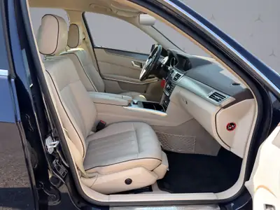 Mercedes-Benz E 400 V6 Avantgarde 4matic — Berline premium allemande, 333 ch, traction intégrale — Miniature 16