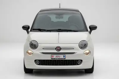 FIAT 500 1.2 Anniversary Collezione — Citadine légendaire, économe et prête à rouler — Miniature 8