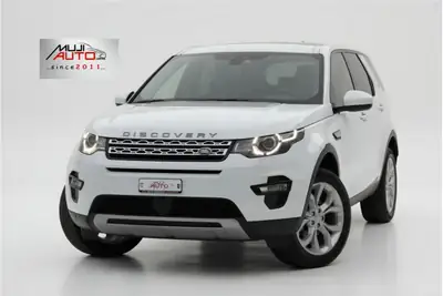 Land Rover Discovery Sport 2.0 TD4 HSE — SUV 7 places, diesel efficace, 51 800 km seulement — vue extérieure
