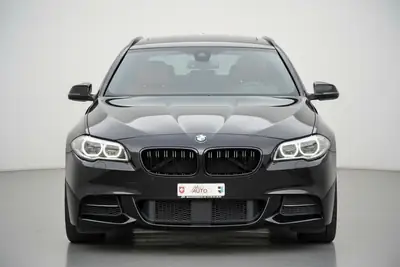 BMW 535d Touring xDrive M-Paket — Break diesel performant, révisions à jour — Miniature 8