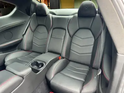 Maserati GranTurismo 4.7 V8 Sport — Coupé sportif légendaire, quasi neuf, 1 propriétaire — Miniature 9