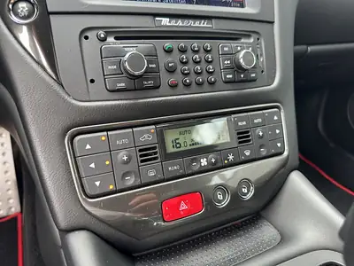 Maserati GranTurismo 4.7 V8 Sport — Coupé sportif légendaire, quasi neuf, 1 propriétaire — Miniature 14