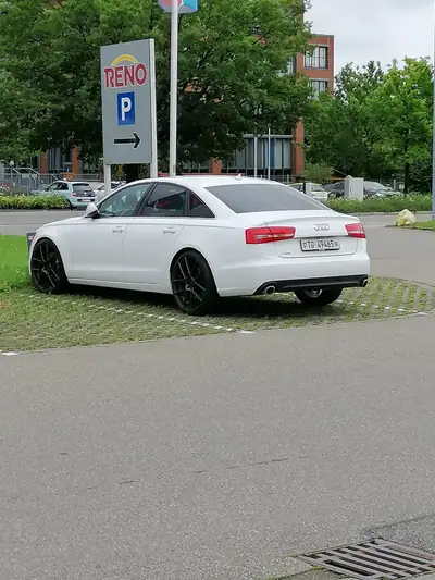 Audi A6 3.0 V6 BiTDI Quattro — Berline premium diesel 313 ch, transmission automatique — dashboard