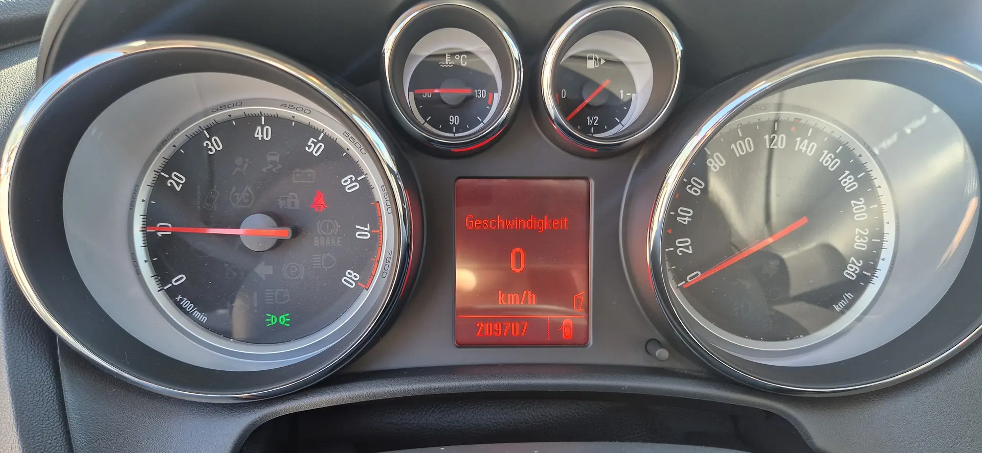 Opel Astra 2011 occasion Sachseln — 4