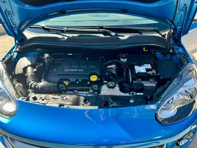 Opel Adam 1.4i Turbo S — Citadine dynamique, moteur turbocompressé, 51'000 km — tableau de bord