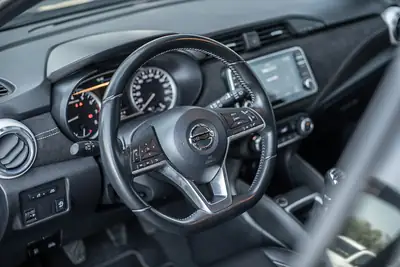 Nissan Micra DIG-T 117 n-sport — Citadine dynamique, entretien complet, roues hiver incluses — Miniature 12