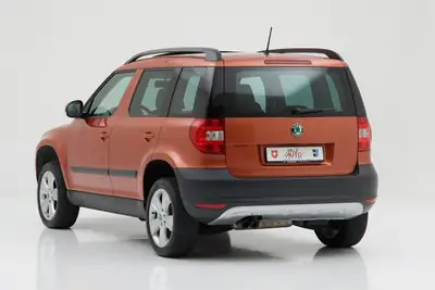 Skoda Yeti 1.8 TSI Ambition 4x4 — SUV compact polyvalent, entretien à jour — arrière