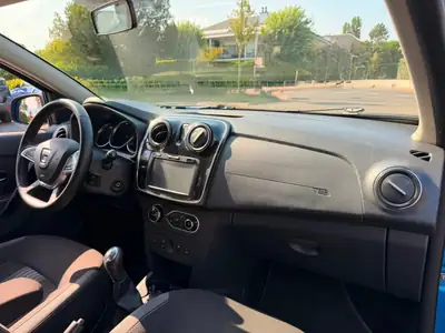Dacia Sandero TCe 90 Stepway — Citadine robuste et économique, 67'000 km seulement — Miniature 12