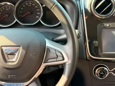 Dacia Sandero TCe 90 Stepway — Citadine robuste et économique, 67'000 km seulement — Miniature 15
