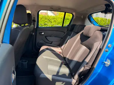 Dacia Sandero TCe 90 Stepway — Citadine robuste et économique, 67'000 km seulement — Miniature 19