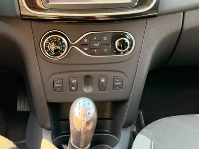 Dacia Sandero TCe 90 Stepway — Citadine robuste et économique, 67'000 km seulement — Miniature 25