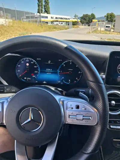 Mercedes-Benz C 220 d Swiss Star AMG Line — Break diesel 4x4, 69 000 km seulement — Thumbnail 10