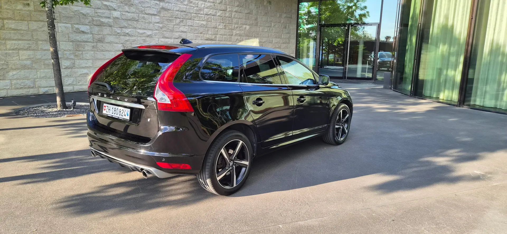Volvo XC60 2016 occasion Nassenwil — 3