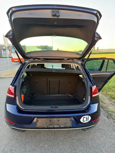 VW Golf 1.0 TSI Trendline — Citadine économique, entretenue et polyvalente — detail