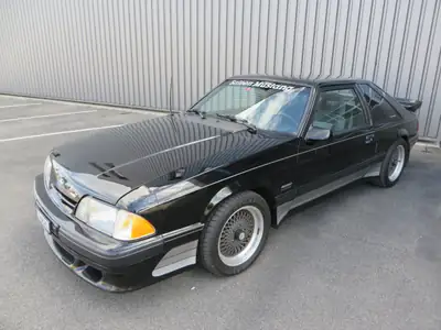 Ford Mustang Saleen 1989 — Muscle car légendaire, 228 ch et faible kilométrage — side view