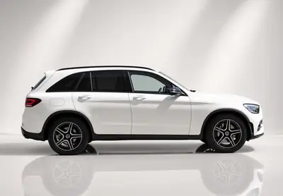 Mercedes-Benz GLC 300 d AMG Line — SUV premium diesel 4Matic, entretien complet — Detail