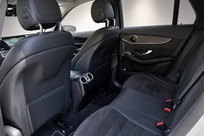 Mercedes-Benz GLC 300 d AMG Line — SUV premium diesel 4Matic, entretien complet — Miniatur 10
