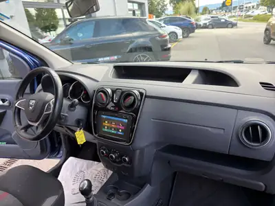Dacia Dokker TCE 130 Stepway — Monospace polyvalent, 54 700 km, sans sinistre — Miniatura 23