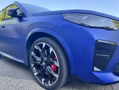 BMW X2 M35i M Sport Pro 2024 — Performance sportive et technologie M avec faible kilométrage — Innenraum