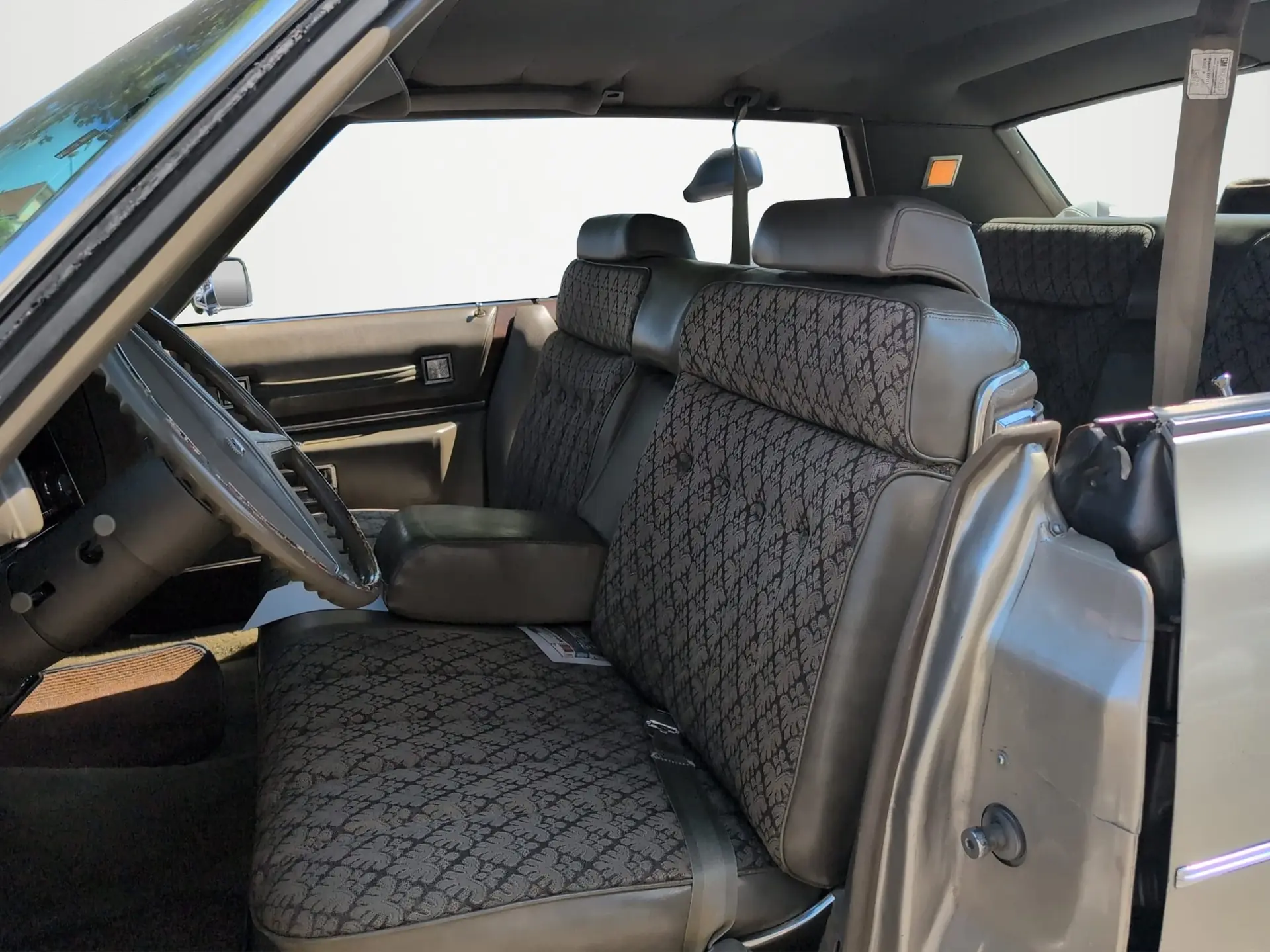 Cadillac Deville 1973 occasion Gland — 5