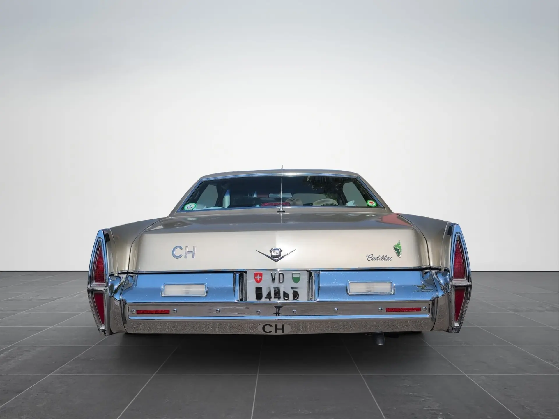 Cadillac Deville 1973 occasion Gland — 4
