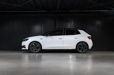 Skoda Fabia 1.0 TSI Monte Carlo DSG — Citadine dynamique, ultra-compacte et bien équipée — arrière