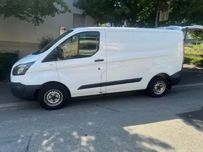 Ford Transit Custom 2.2 TDCi 100 — Utilitaire fiable, entretien maîtrisé, 175 000 km — side view