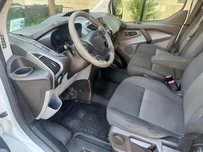Ford Transit Custom 2.2 TDCi 100 — Utilitaire fiable, entretien maîtrisé, 175 000 km — Thumbnail 9