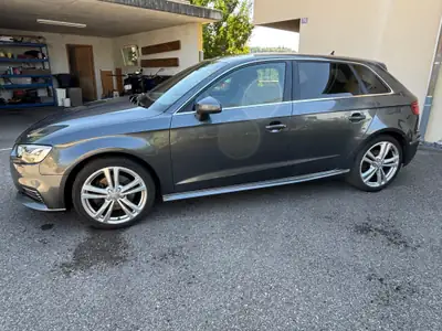 Audi A3 1.4 40 e-tron Sport S-Tronic — Hybride rechargeable performant, 140'000 km — side view
