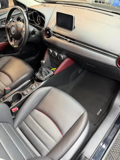 Mazda CX-3 2.0 Revolution AWD — SUV compact polyvalent, entretien récent et équipé — Miniature 9